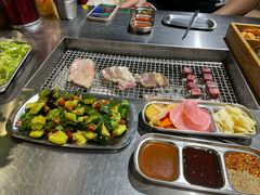 -马路牙子烧烤音乐酒馆(望京店)
