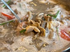 -老石黑山羊毛驴肉火锅(金凯广场店)