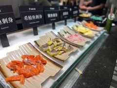 自助取餐区-钱小奴海鲜自助黑金店(杭州滨江龙湖店)