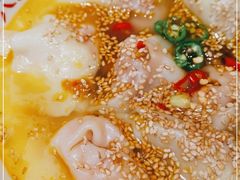 -八二小区抄手(龙湖上城天街店)