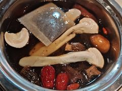 -一叶一世界·素食餐厅(锦华万达店)