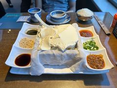 -95号酱骨·一块豆腐(展春园西路店)