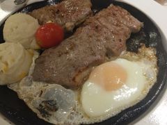 -豪客来牛排(中央花苑店)