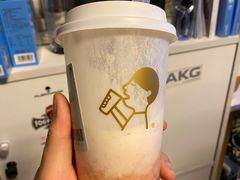 -喜茶(北京华贸购物中心店)