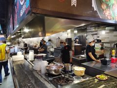 -琥珀老六龙虾(四里河店)