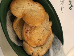 蒜香面包-Versailles Restaurant Cuban Cuisine