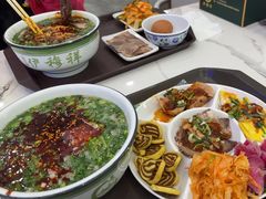 -伊穆祥牛肉面总店·清真