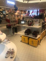 -巴拉巴拉balabala(中央商场店)