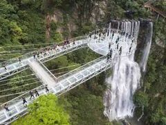 -古龙峡云天玻霸