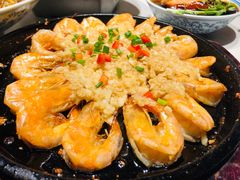 铁板烤虾-卯时·龙光雅宴·精致锡帮菜(惠山古镇店)