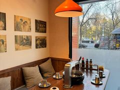 -明洞阿姨·韩式酱蟹烤肉·创意料理(方庄店)