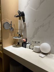 -香港倾城国际·美容美体中心