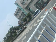 -平湖九龙山乐满地水上乐园