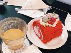红丝绒蛋糕卷-Nectar One Cafe(勇烈路n1店)