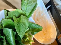 菠菜-额尔敦传统涮火锅·烧烤(鑫源山庄店)
