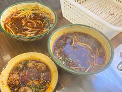 -拈签一笑黄牛肉辣卤串串