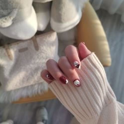 -YCai简薇美甲美睫美妆