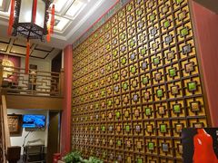 -梅龙镇酒家(南京西路总店)