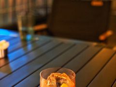 -Whisper Bar 