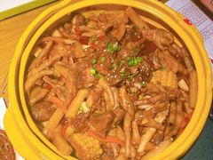 -多嘴超级肉蟹煲(杉杉国潮主题店)