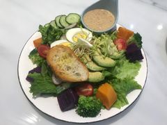 牛油果吞拿鱼沙拉-丽莎沙拉轻食餐厅(国贸店)