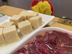 -浪里寻·臻牛养生牛肉火锅(方圆荟店)
