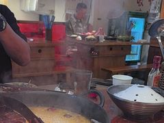 -赵美丽·重庆社区火锅·直营店(火车东站·中豪国际店)