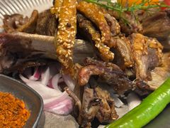 烤滩羊羊腿-清真·卡德尔大叔新疆主题餐厅(龙汇路店)