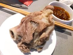 -海底捞火锅鲜切牛肉主题店(长寿路店)
