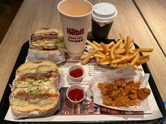 波特菇牛肉特堡-The Habit Burger Grill 哈比特汉堡(复兴soho店)