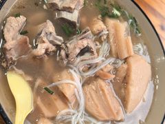 -燕子煨汤(山海关路店)