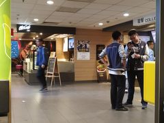 -麦当劳(洪山商场店)