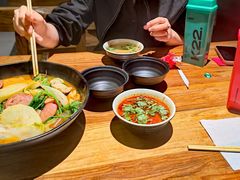 -万记麻辣烫国展总店