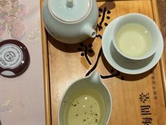 -梅间堂茶馆(绿地缤纷城店)