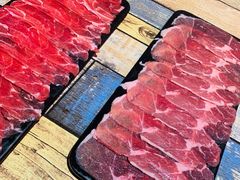 -虾弄弄海派小龙虾·牛羊蝎子火锅