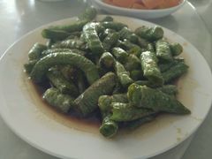 -卢老鸭饭店(楚雄到昆明方向店)