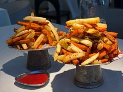 -春树下·树屋花房西餐厅(罍街AS1980店)