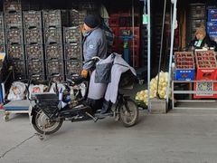 门面-东方鼎信农副产品交易中心