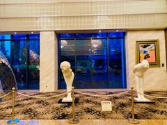 -上海虹桥西郊假日酒店