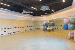 点击看大图 -静待花开瑜伽尊巴会馆