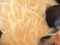 -桥香园过桥米线(国贸店)