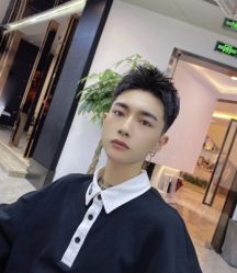 -川和潮人