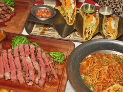 -鲨鱼美式餐厅酒吧Sharky