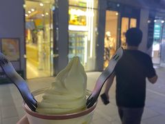 -猫王榴莲世家(三里屯SOHO商场店)