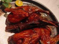 脆皮多汁乳鸽-悦景酒家(罗湖店)