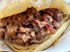 -闫家驴肉老店(华电一校店)