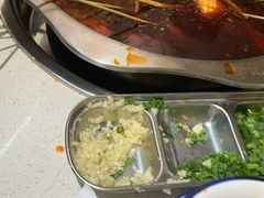 -李记称盘牛杂串串(广厦店)