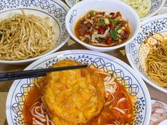 -李与白包子铺(桐梓林店)