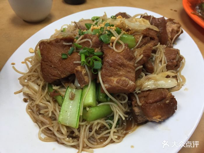 泉州小厨排骨肉炒米粉图片 - 第1张