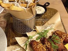 -Mark&Mars Restaurant